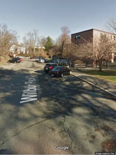Woman Hits Man With Mirror In Greenwich Domestic Dispute, Police Say