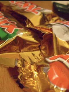 Razor Blade Found In Halloween Candy In Rockland