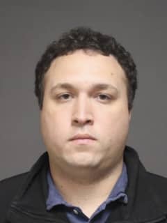 Staples HS Girls Soccer Coach Resigns After Exposing Himself To Teen, Police Say