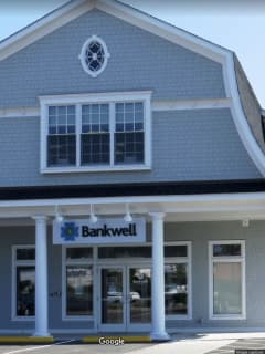 Pistol-Wielding Bridgeport Man Sparks Standoff At Fairfield Bank