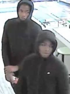 Alert Issued For Suspects Caught On Camera Stealing Phones In New Rochelle