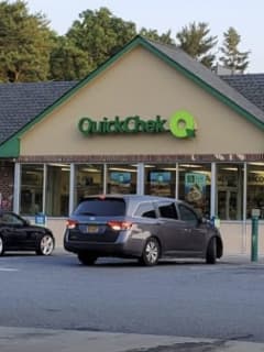 Knife-Wielding Robbery Suspect Threatens Orange County Store Clerk