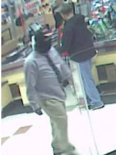 Suspect At Large After Robbery At Bank Inside Fairfield County Stop & Shop