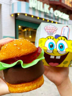 Jersey City Ice Cream Shop Brings SpongeBob's 'Krabby Patty' Sliders To Life