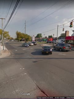 One Killed In Four-Vehicle Crash On Busy Nassau County Roadway