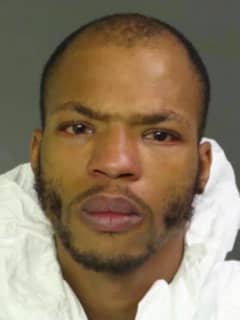 Police: Newark Man Robbed City Resident At Knifepoint