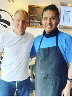 Woody Harrelson Thanks Beacon Eatery For Providing Food While Filming