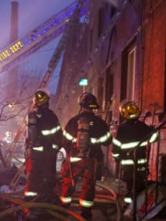 8 Kids, 4 Adults Dead In 'Devastating' Philadelphia Fire