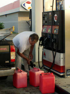 AAA Forecasts Fall Gas Prices - Where To Get The Lowest-Cost Gas Now