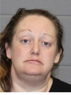 CT Woman Accused Of Robbing Pair Of Banks 2 Days In A Row