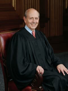 Justice Stephen Breyer To Retire, Allowing Biden To Make First Pick For Supreme Court