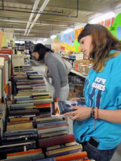 Wilton Library Throws Open Doors For Awesome Autumn Book Sale