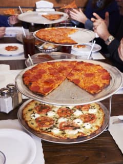Norwalk Pizzeria Gets Rave Reviews For Thin Crust, Tasty Toppings