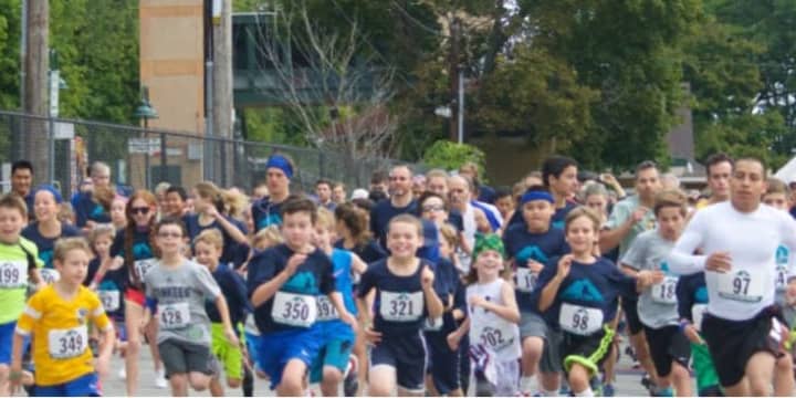 More than 575 runners young and old took part in the annual Mount Kisco 5K race.