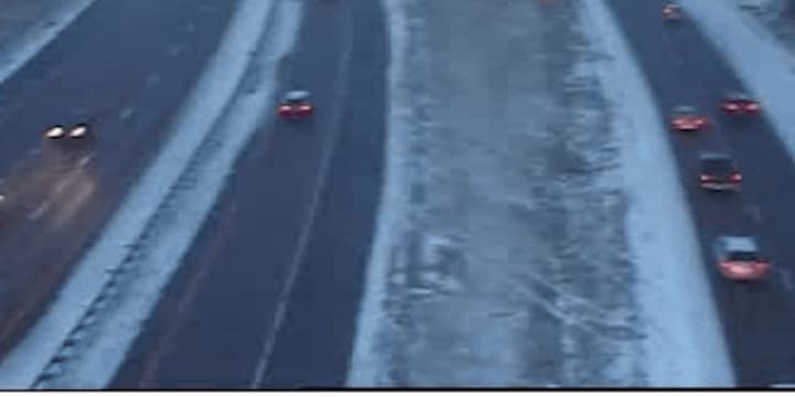 A look at conditions on I-87 in Rockland near the Garden State Parkway connector just before 5 p.m. Saturday.