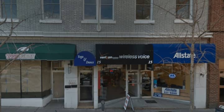 The Verizon Wireless store on N. Boardway in Tarrytown was robbed Friday morning.