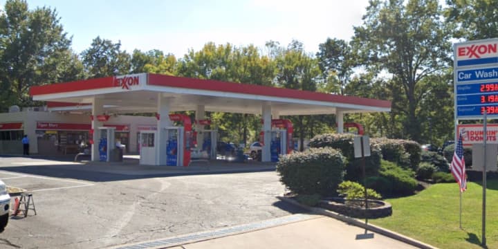 ExxonMobil on Route 22 in Lebanon