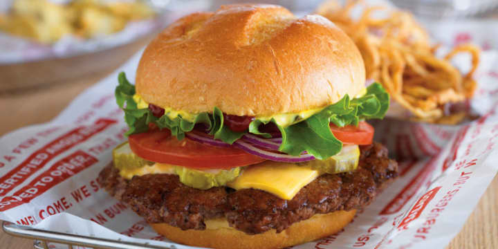 Smashburger is set to open on Monday, Dec. 9 at the Midway Shopping Center in Scarsdale. 