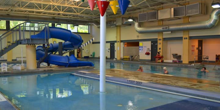 The Ridgefield Parks &amp; Recreation is offering a kids diving program and team.