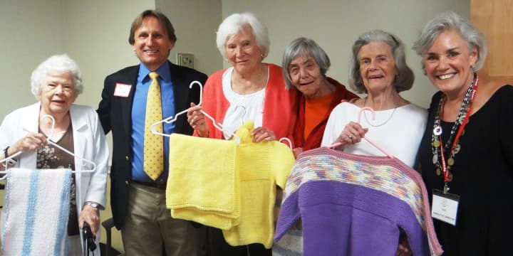 P2P Board President Per Sekse (second from left) and Executive Director Ceci Maher (far right) with Atria residents [l-r] Clarice Flagg, Irene Nepsha, Bobbi Sickels and Noa Politi (Not pictured: Elizabeth Wurtzell)
