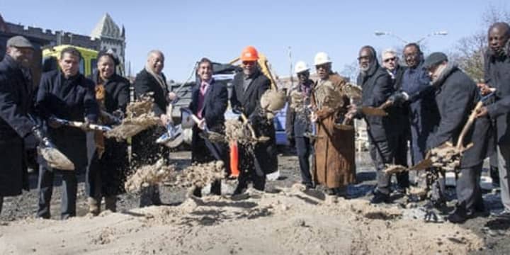 Mount Vernon officials joined the developers to break ground on the development.