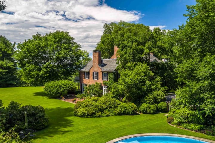 Contract Reportedly Signed For Rockefeller $22M Pocantico Hills Estate