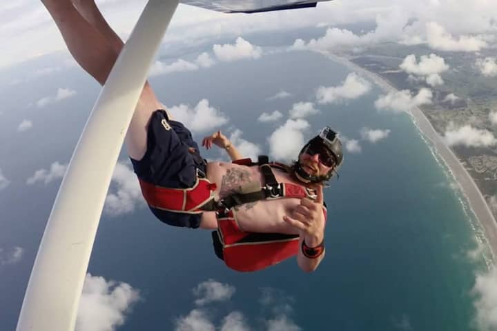 Seasoned Skydiver, 37, Dies In Hunterdon County Accident
