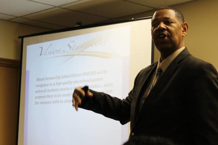 Mount Vernon Schools Superintendent's Contract Extended For '20/20 Vision'