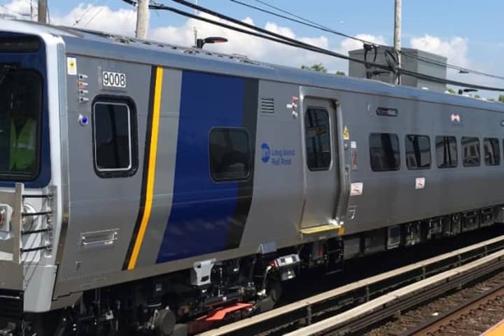 Person Struck By LIRR Train In Pinelawn, Service Delayed