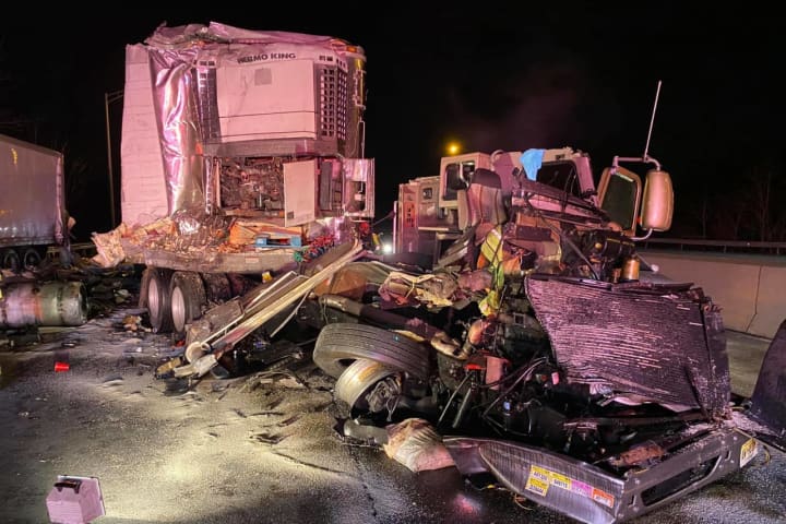 Two Injured In I-95 Crash Involving Two Tractor-Trailers