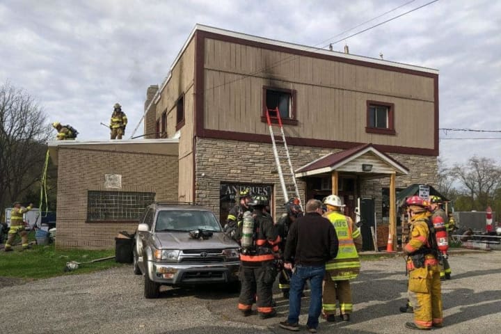 Volunteer Firefighter, Good Samaritan Rescues Victim From Warren County Blaze: Photos