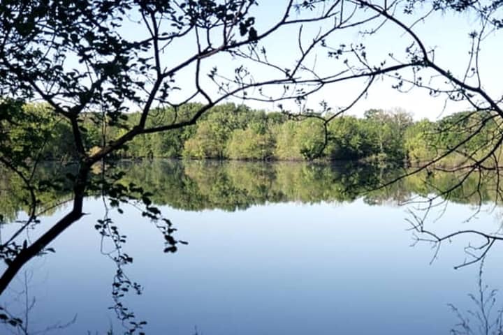 Divers Search Mahwah Lake For Drowned Paddle Boarder