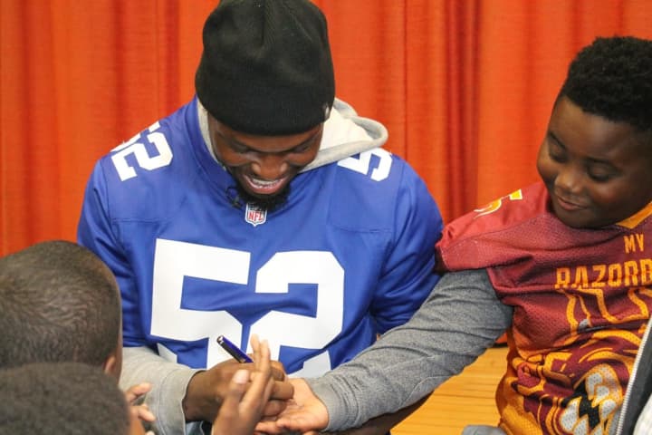 Pros Prove To Be 'Giants' Teaching Students About Respect In Mount Vernon