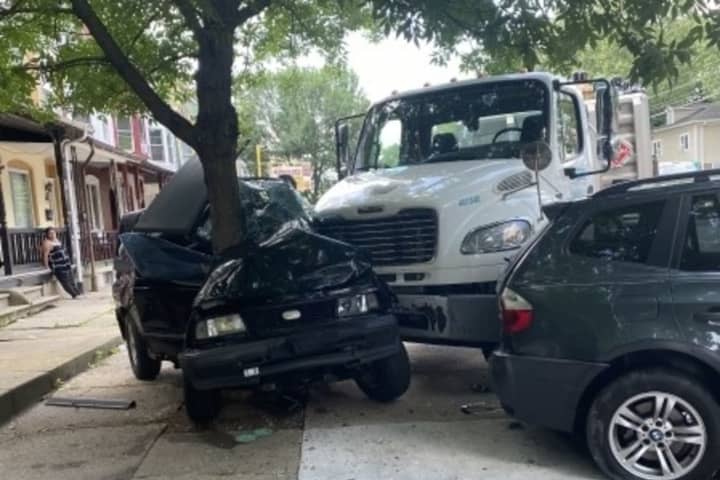 Tractor-Trailer Driver Loses Control, Hits Cars In Reading