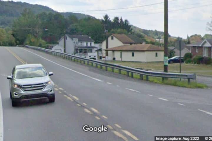 Driver Dies Weeks After Carbon Co. Crash That Killed Passenger: Coroner