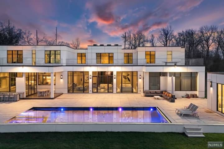 'Modern Day Marvel:' Look Inside Nearly $7M Bergen County Mansion
