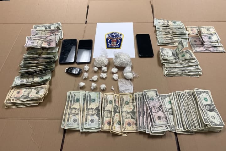 Western Mass Duo Caught With Cocaine, Police Say