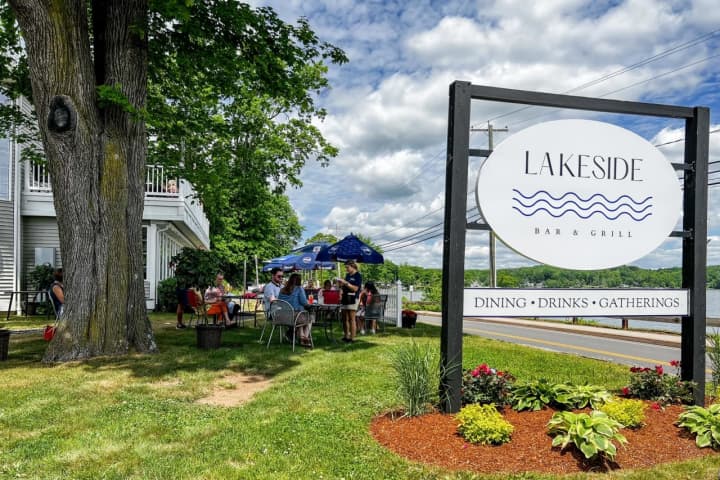 New CT Eatery Stands Out For Tasty Offering, Lakeside View