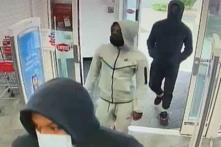 Group Of Men Steal $15K Worth Of Narcotics From Milford Rite Aid