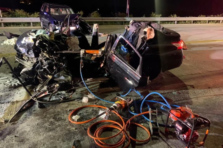 1 Killed, 4 Hurt In Crash On American Parkway Bridge: Authorities