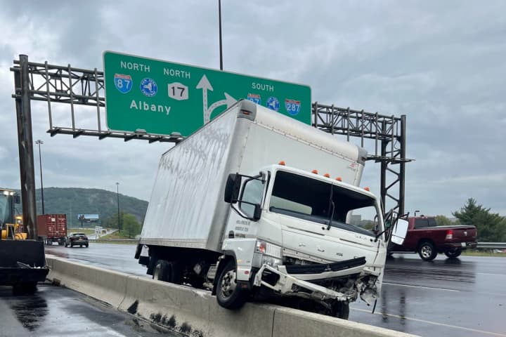 Box Truck Spins, Lands On Route 287 At State Line