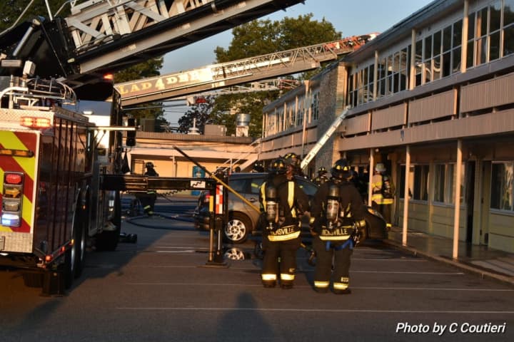 Fire Breaks Out At Long Island Days Inn
