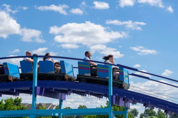 Utility Knife Flies At Girl From Roller Coaster At Dutch Wonderland: Police