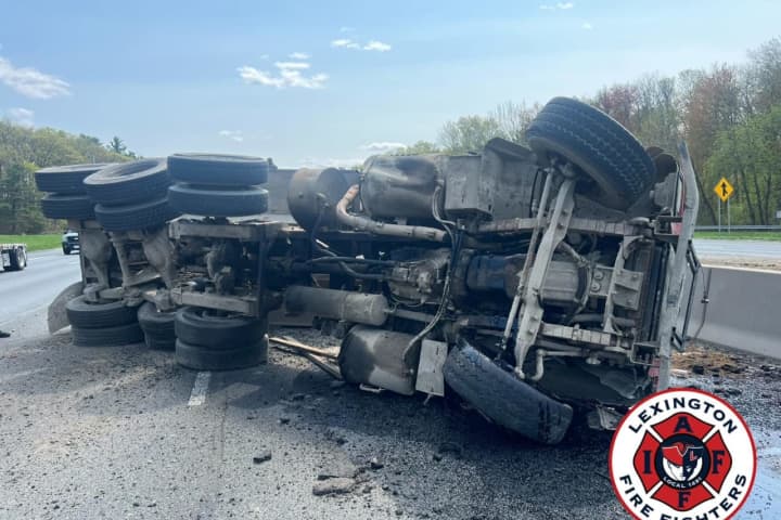 Rocky Road: 1 Injured After Tractor-Trailer Spills Debris Across I-95 In Lexington