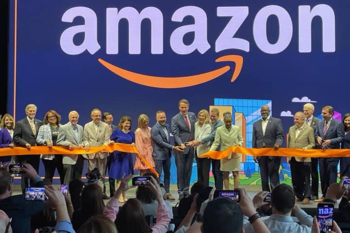 Amazon Unveils HQ2 In Arlington