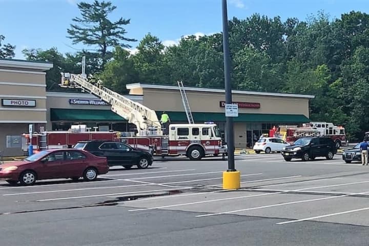 Restaurant Kitchen Fire Clears Hillsdale Shopping Center