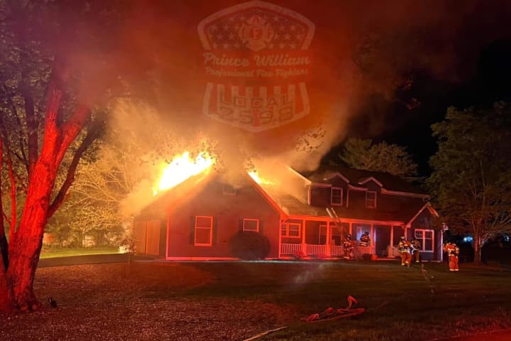 Nearby Officer, Neighbor Save Virginia Family From Flames: Report
