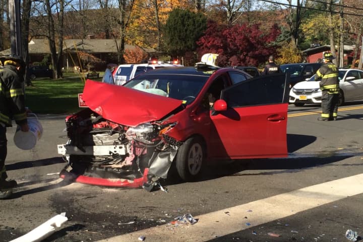 Three Children, Pregnant Woman Among Six Hospitalized After Area Crash