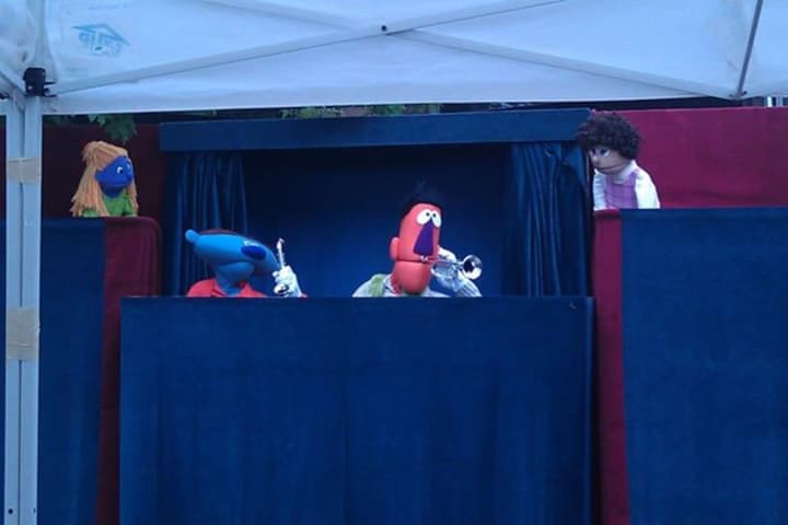 Fair Lawn Workshop Brings Puppets To Life