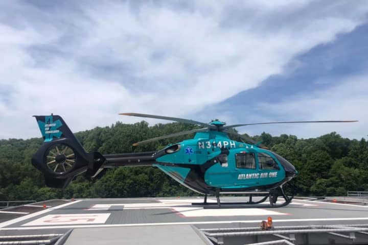 1 Airlifted, 3 Others Hurt In Sussex County Bus Crash, Police Say (UPDATE)